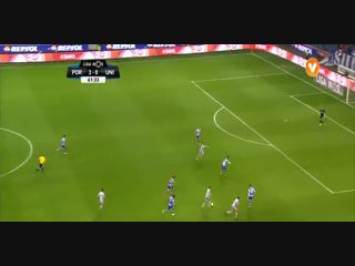 Porto 3-2 União Madeira - Golo de Danilo Dias (62min)