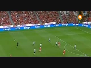 Benfica 3-2 Moreirense - Golo de Jonas (86min)