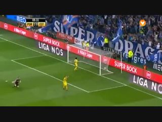 Porto 5-0 Estoril - Goal by Danilo (70')